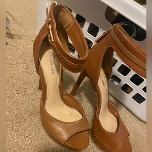 Gianni Bini heels